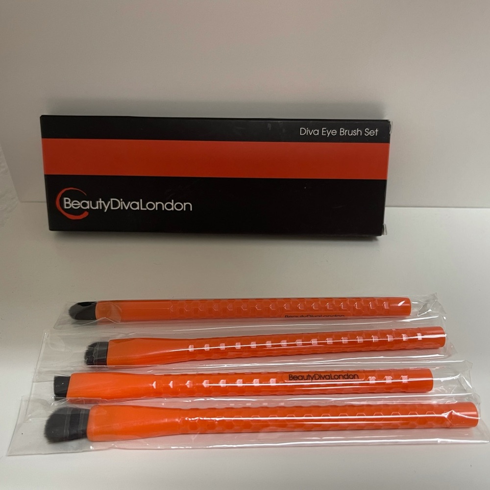 Eye brush set (new)